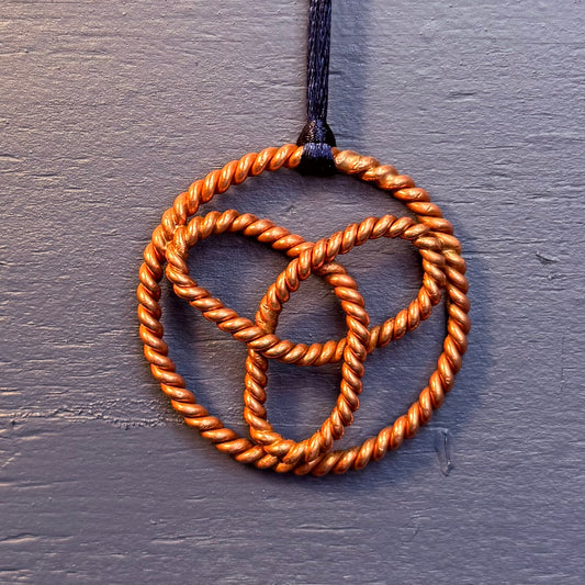 Triquetra Tensor Pendant
